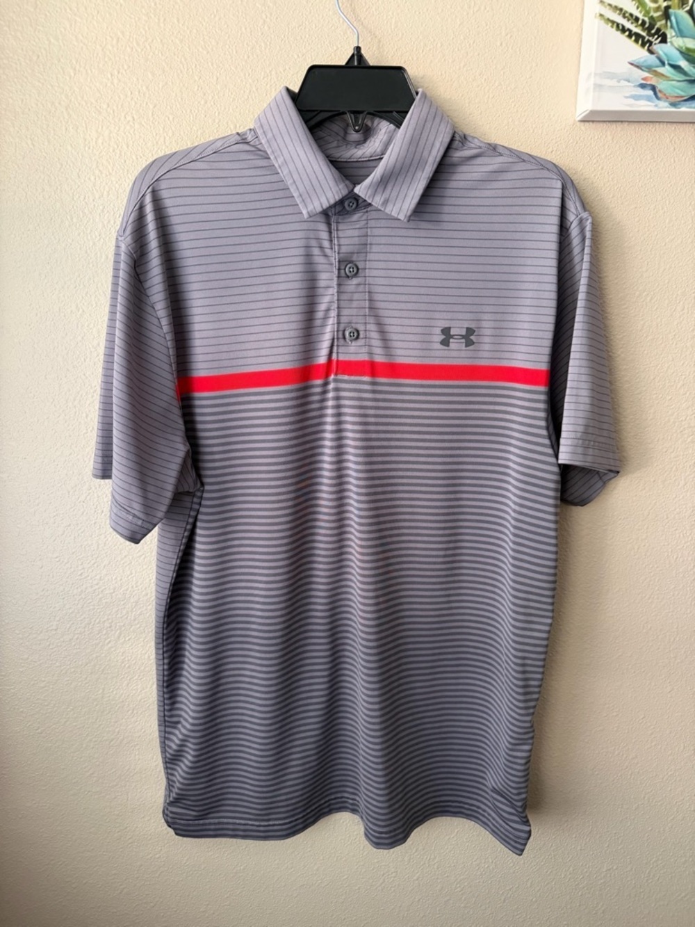 Under Armour Polo Mens Medium Gray Red Stripes HeatGear Golf Stretch